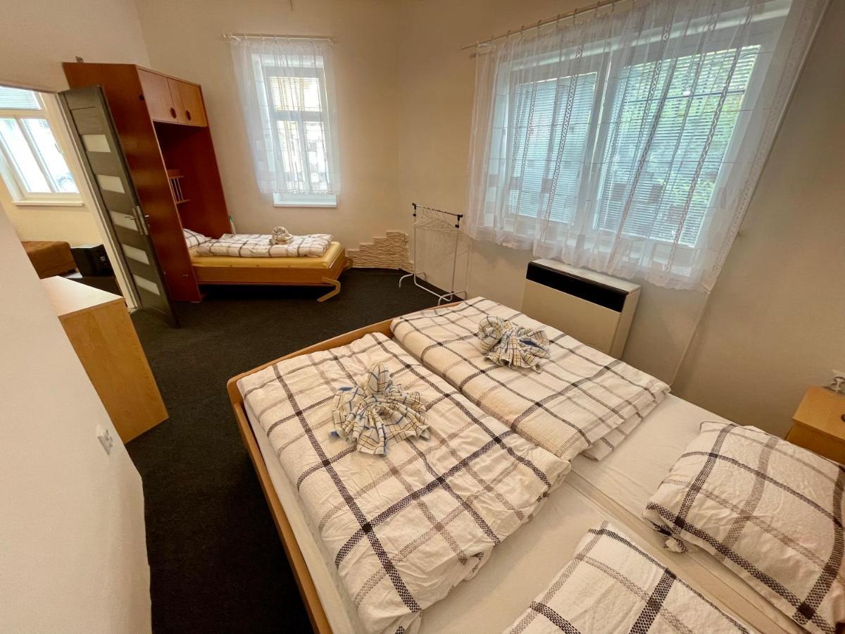 Ferienwohnung U Byvale Posty Decin Exterior foto